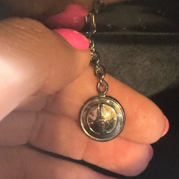 SOLD 🛑 Gucci Vintage Patent Leather Shoulder Bag  
Y2K Interlocking GG w/ COA - Picture 11 of 12